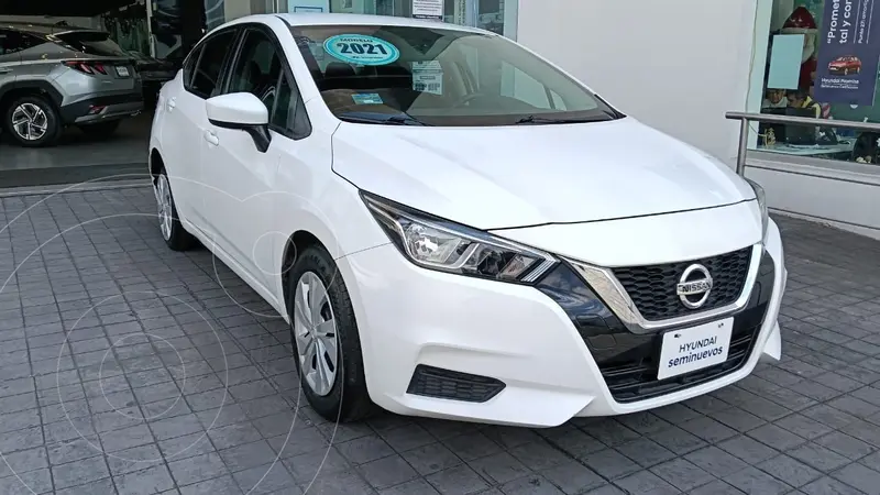 Foto Nissan Versa Sense Aut usado (2021) color Blanco financiado en mensualidades(enganche $97,267 mensualidades desde $4,092)