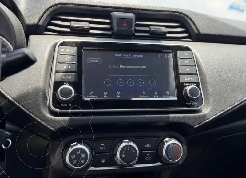 nissan versa