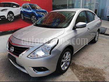 Nissan Versa Advance Aut usado (2018) color Plata precio $199,900