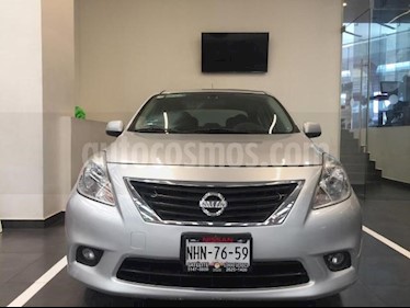 Foto Nissan Versa 4P ADVANCE AT A/AC. VE F. NIEBLA RA-15 usado (2012) color Plata precio $109,900