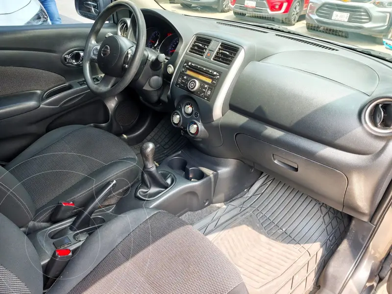 nissan versa