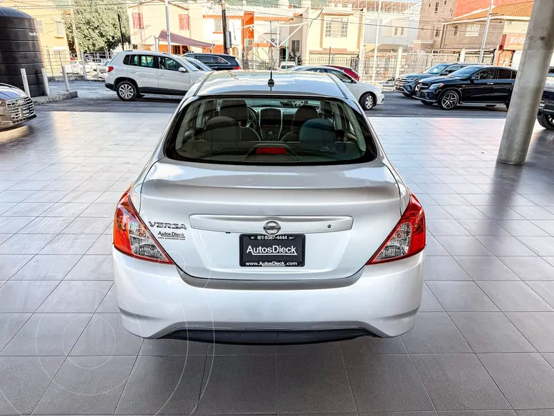 nissan versa