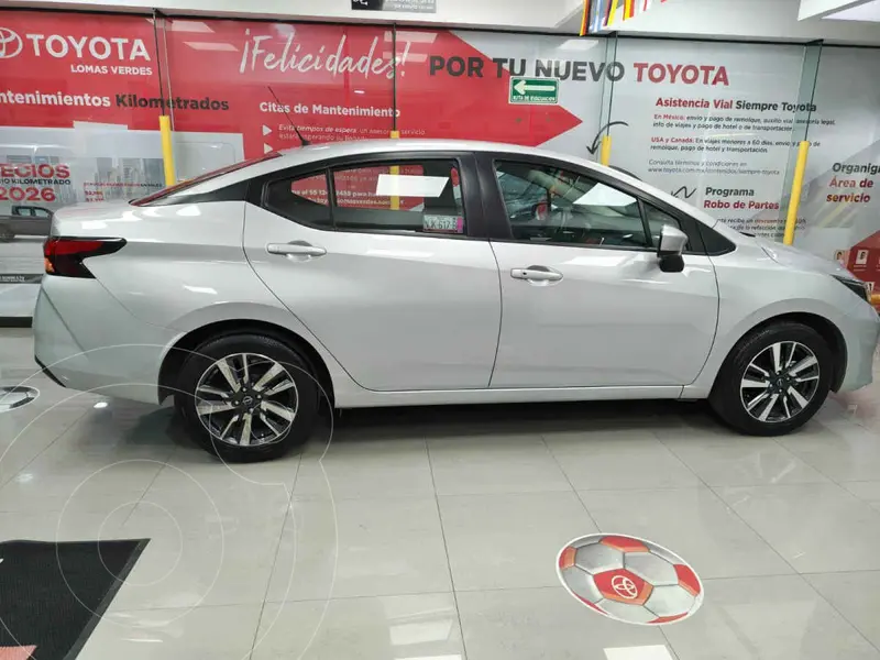 nissan versa