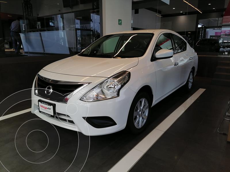 Foto Nissan Versa Sense Aut usado (2019) color Blanco precio $249,000