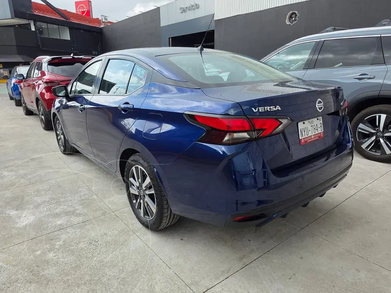nissan versa