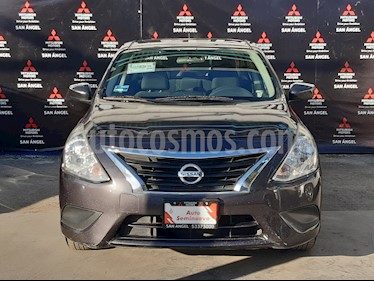 Nissan Versa Sense usado (2016) color Titanio precio $148,000