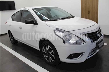 Foto Nissan Versa Exclusive Aut usado (2017) color Blanco precio $199,000