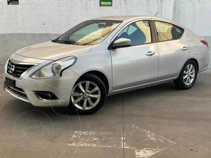 Foto Nissan Versa Advance usado (2018) color Plata financiado en mensualidades(enganche $45,100 mensualidades desde $4,449)