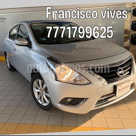 foto Nissan Versa Advance usado (2016) color Plata precio $154,900