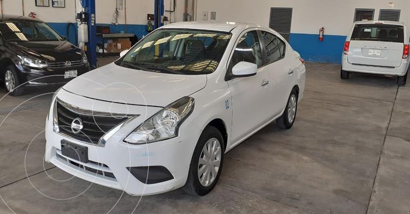 Foto Nissan Versa Sense Aut usado (2017) color Blanco precio $144,900