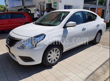 Nissan Versa Sense usado (2018) color Blanco precio $184,900