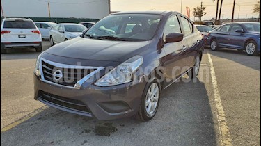 Nissan Versa 4p Sense L4/1.6 Aut usado (2019) color Gris precio $178,900