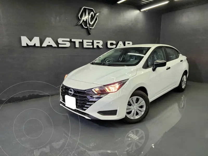 Foto Nissan Versa Sense usado (2025) color Blanco precio $314,000