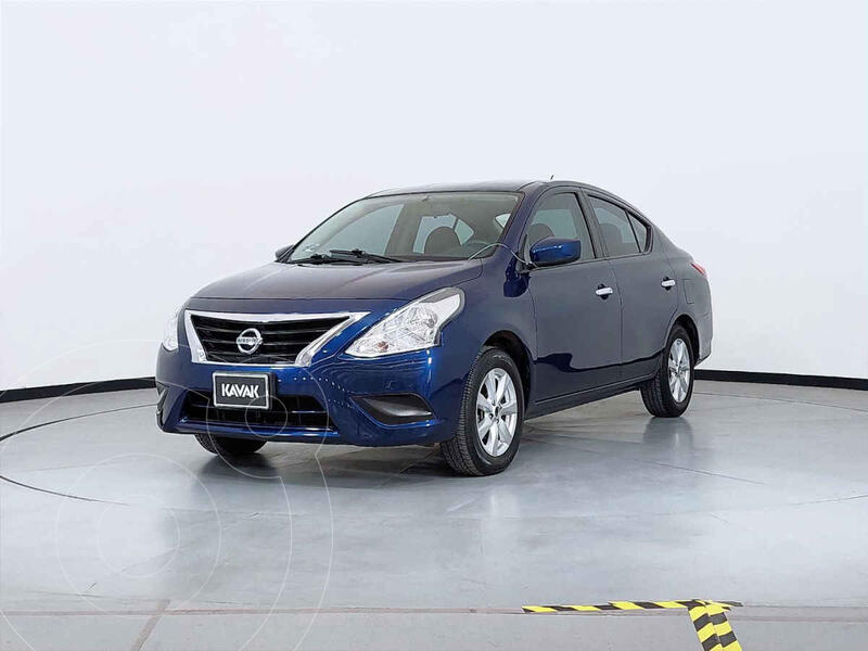 Foto Nissan Versa Sense Aut usado (2019) color Azul precio $231,999
