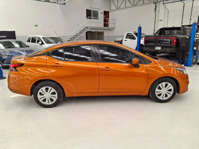 nissan versa