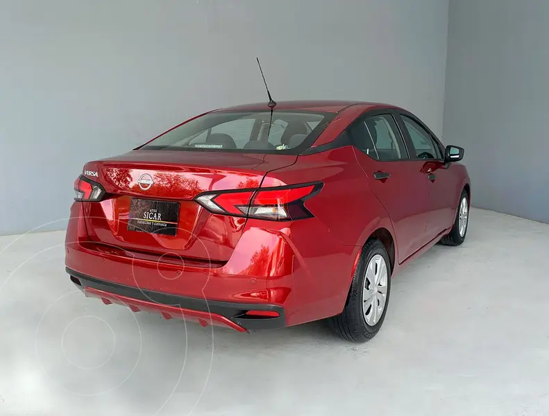 nissan versa