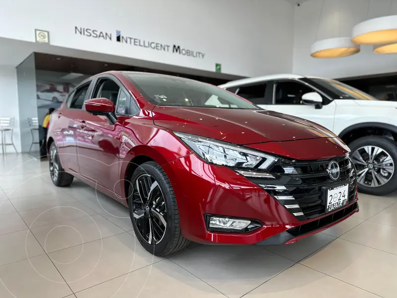 Foto Nissan Versa Exclusive Aut nuevo color Rojo Scarlet precio $438,900