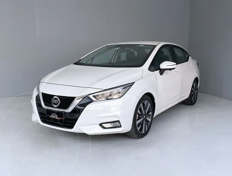 Foto Nissan Versa Platinum Aut usado (2020) color Blanco precio $259,000