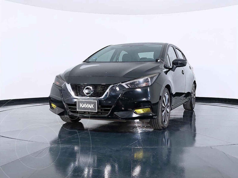Foto Nissan Versa Exclusive Aut usado (2020) color Negro precio $318,999