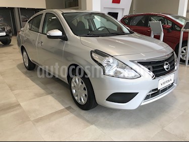 foto Nissan March Sense Aut nuevo color Plata precio $836.000