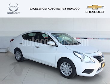 foto Nissan Versa Sense Aut usado (2018) color Blanco precio $205,000