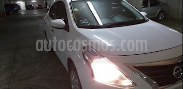 foto Nissan Versa Sense Aut usado (2016) color Blanco precio $130,000