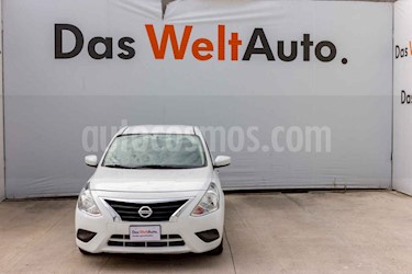 foto Nissan Versa Sense Aut usado (2018) color Blanco precio $198,000