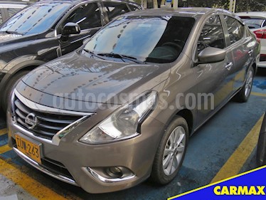 foto Nissan Versa Sense usado (2016) color Gris precio $38.900.000
