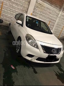 Nissan Versa Sense usado (2012) color Blanco precio $98,000