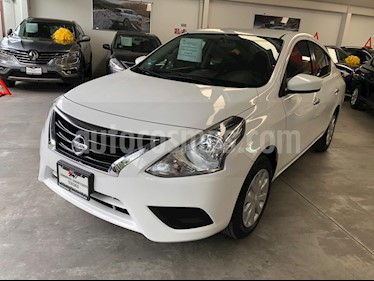 foto Nissan Versa Sense usado (2018) color Blanco precio $179,000