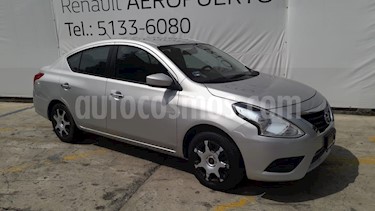 foto Nissan Versa Sense usado (2017) color Plata precio $175,000