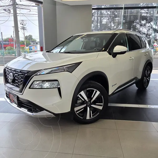 Foto Nissan X-Trail E-Power Platinum usado (2024) color Blanco precio $700,000