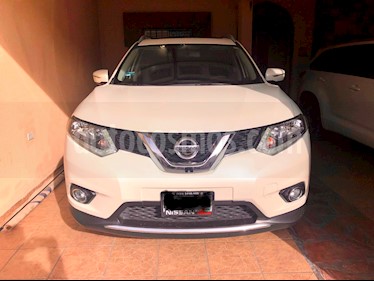 Foto Nissan X-Trail Advance 3 Row usado (2016) color Blanco precio $310,000