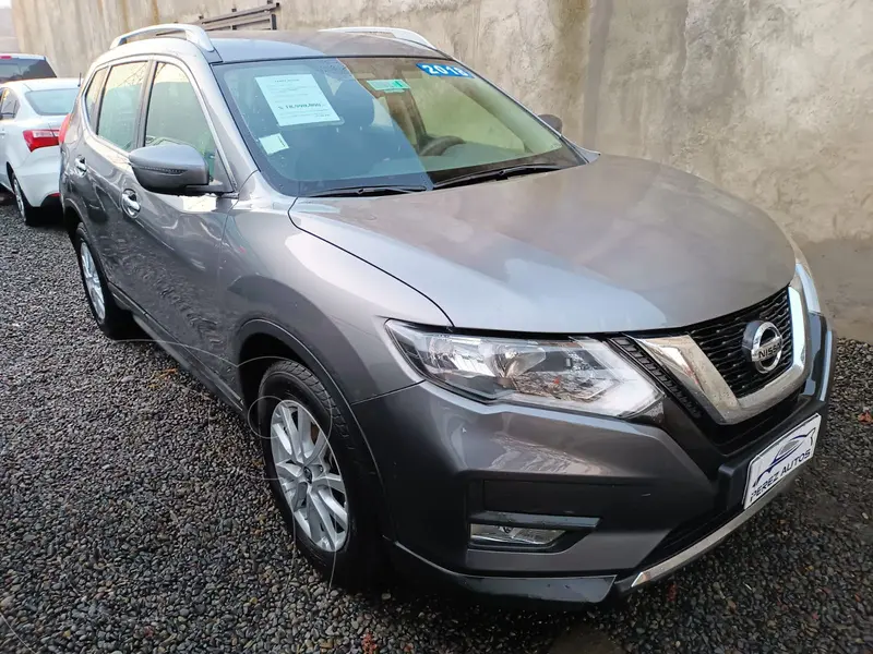 Foto Nissan X-Trail 2.5L Sense Aut 4WD usado (2018) color Gris precio $15.990.000