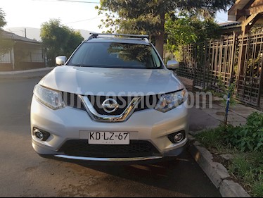 foto Nissan X-Trail 2.5L Advance Aut 3Filas usado (2018) color Gris Metálico precio $13.850.000