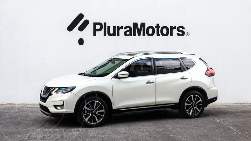 Foto Nissan X-Trail Exclusive 2 Row usado (2018) color Blanco precio $325,000