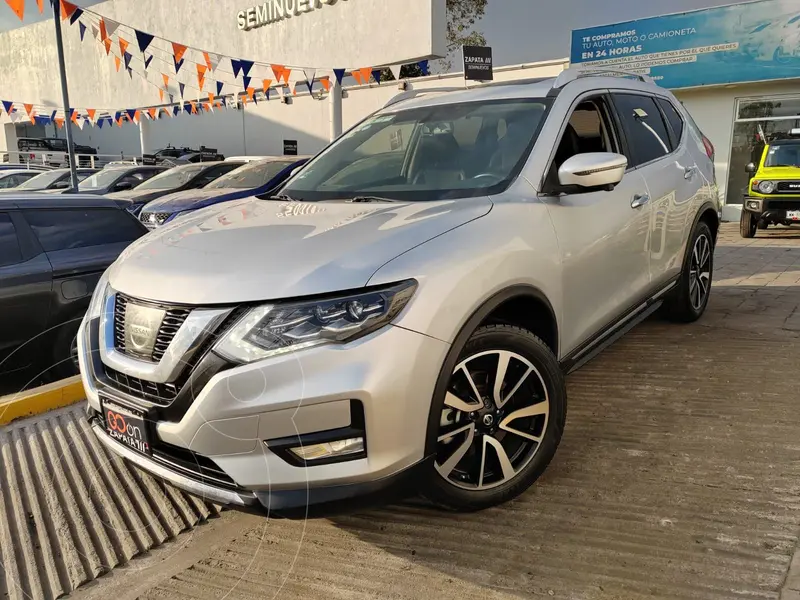 Foto Nissan X-Trail Exclusive 2 Row usado (2018) color plateado financiado en mensualidades(enganche $106,275 mensualidades desde $8,127)