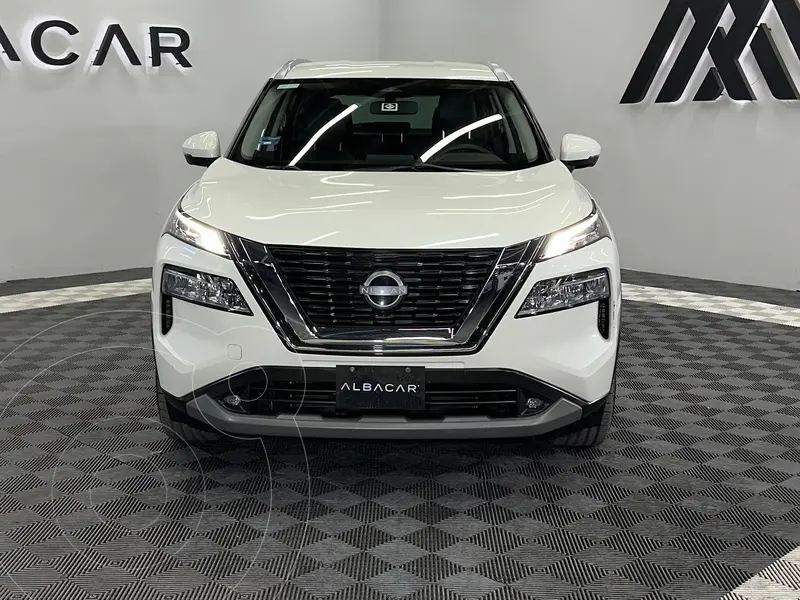 Foto Nissan X-Trail Exclusive 2 Filas usado (2023) color Blanco precio $489,999