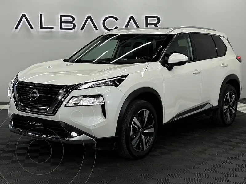 Foto Nissan X-Trail Platinum 3 Filas usado (2024) color Blanco precio $549,999
