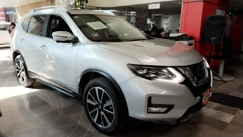 Foto Nissan X-Trail Exclusive 2 Row usado (2019) color Gris financiado en mensualidades(enganche $137,522 mensualidades desde $5,786)