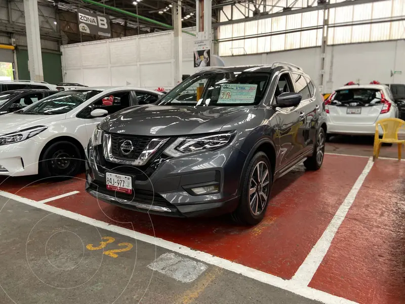 Foto Nissan X-Trail Exclusive 2 Row Hybrid usado (2020) color Plata financiado en mensualidades(enganche $105,000 mensualidades desde $8,250)