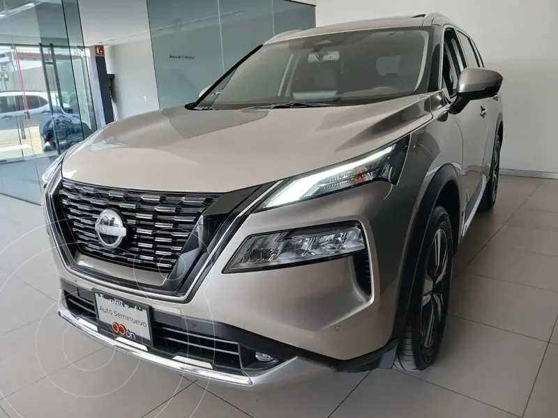 Foto Nissan X-Trail Platinum 2 Filas usado (2024) color Dorado financiado en mensualidades(enganche $209,825 mensualidades desde $16,045)