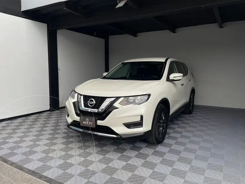 Foto Nissan X-Trail Sense 3 Row usado (2021) color Blanco precio $328,000