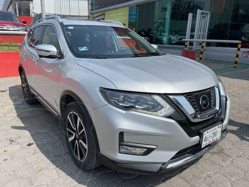 Foto Nissan X-Trail Exclusive 2 Row Hybrid usado (2019) color Plata financiado en mensualidades(enganche $99,438 mensualidades desde $8,396)