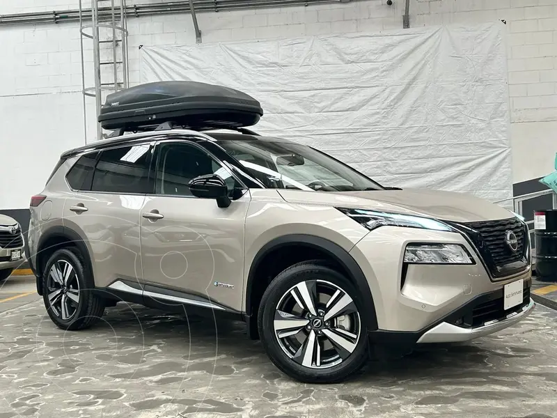 Foto Nissan X-Trail Platinum 2 Filas usado (2024) color caf precio $795,000