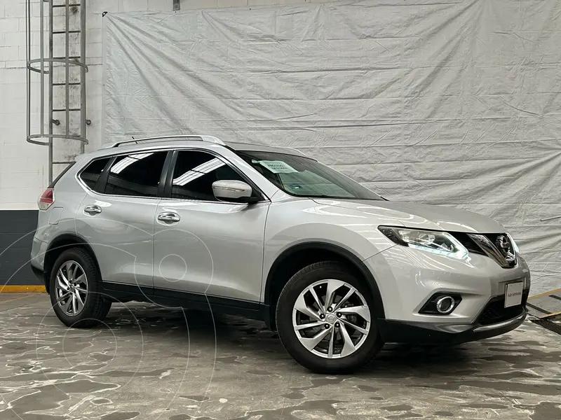 Foto Nissan X-Trail Advance 2 Row usado (2016) color plateado precio $250,000