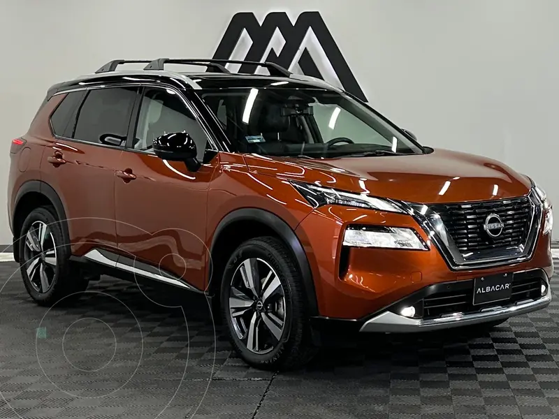 Foto Nissan X-Trail Platinum Plus 2 Filas usado (2023) color Naranja precio $489,999