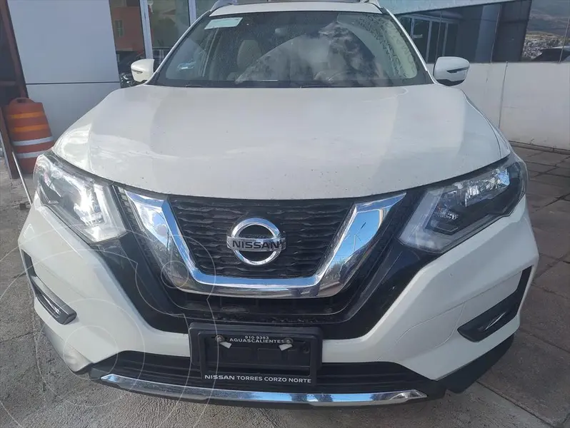 Foto Nissan X-Trail Advance 2 Row usado (2018) color Blanco precio $315,000