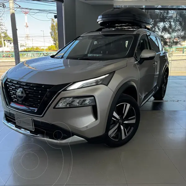 Foto Nissan X-Trail Platinum 2 Filas usado (2024) color Beige precio $805,000