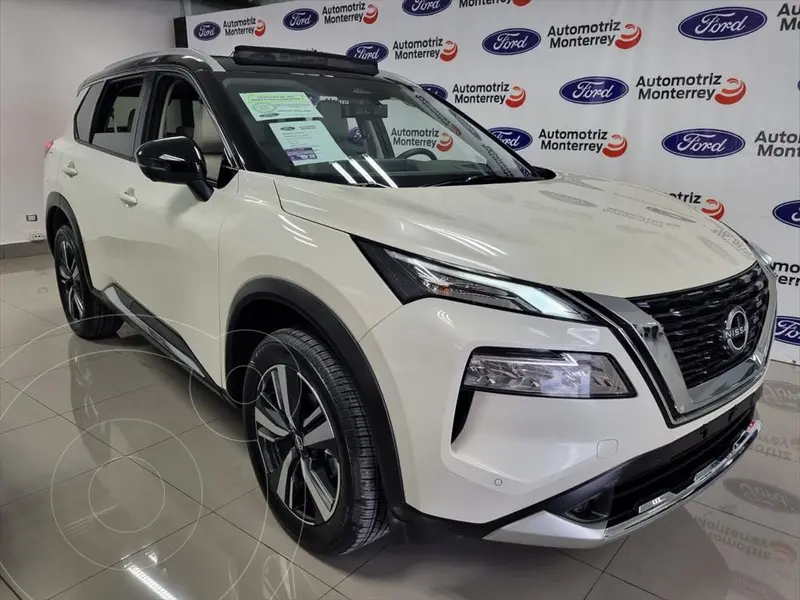 Foto Nissan X-Trail Platinum Plus 2 Filas usado (2025) color Blanco precio $660,000